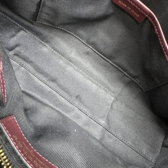 Burberry Leather Shoulder Bag 499-032225 - Picture 13 of 16